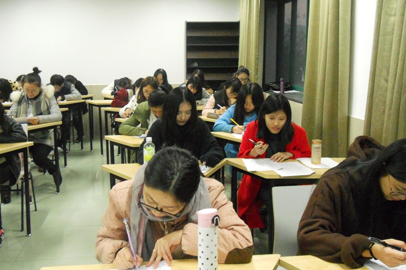 2016-11-28 知识竞赛 徐仲寅8.jpg 2016-11-28 知识竞赛 徐仲寅8.jpg