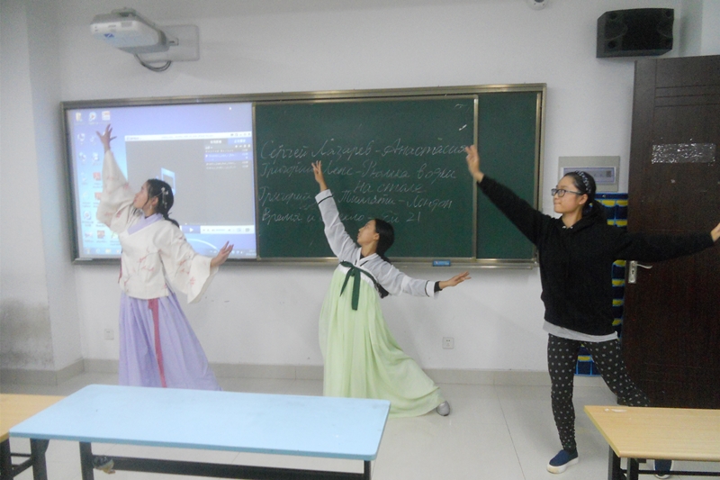 2016-10-27 中哈留学生交流活动 徐仲寅6.jpg 2016-10-27 中哈留学生交流活动 徐仲寅6.jpg